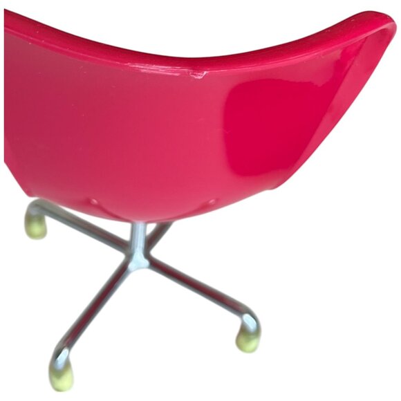 Set of 2 Doll Chairs Pink & Blue Plastic Furniture for Fashion Dolls or Display - Picture 6 of 9